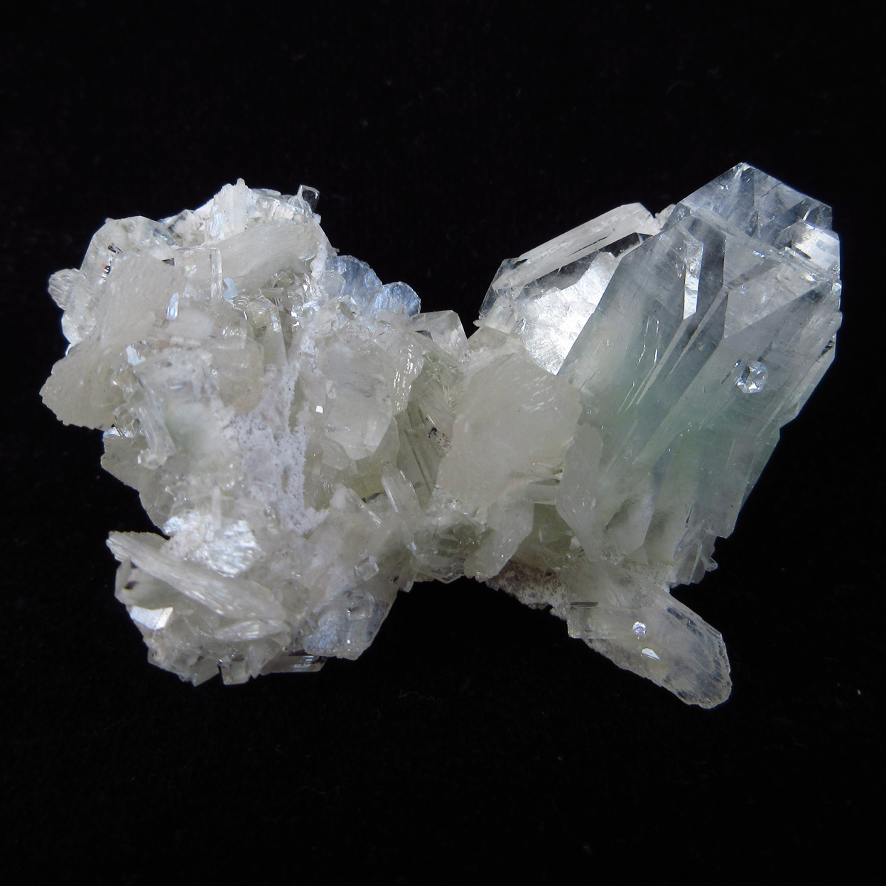 Apophyllite & Stilbite On Chalcedony