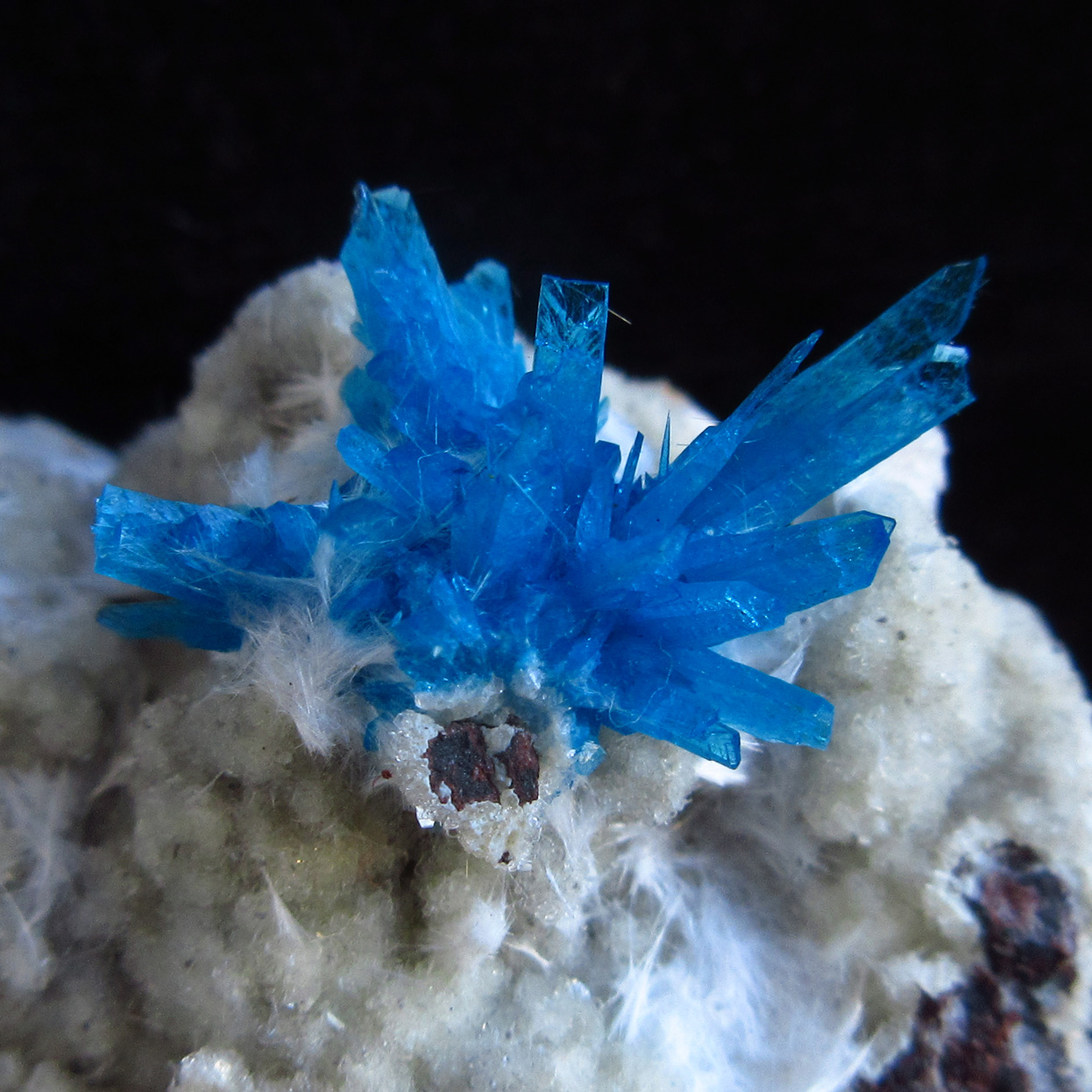 Pentagonite With Mordenite On Heulandite