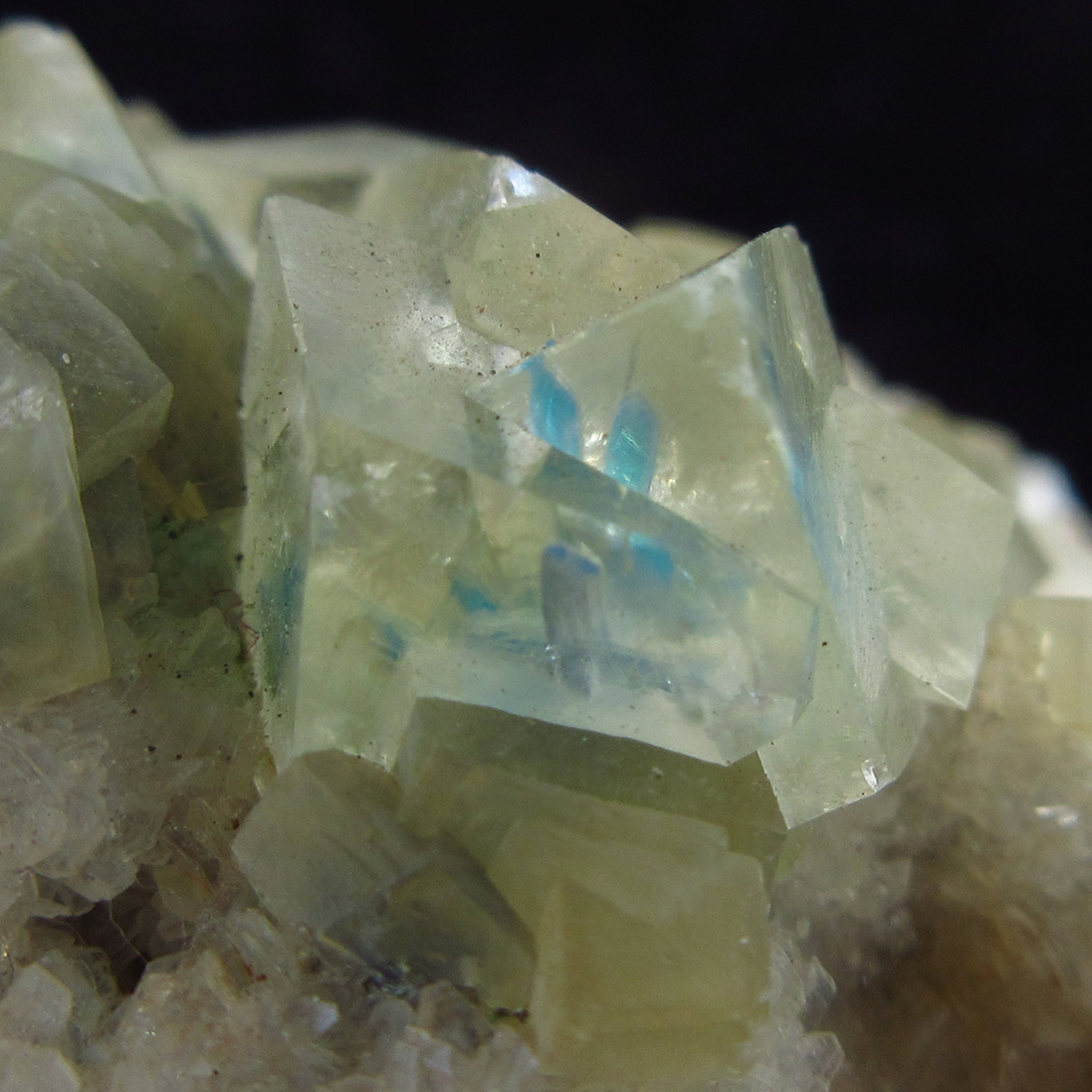 Pentagonite In Calcite On Heulandite