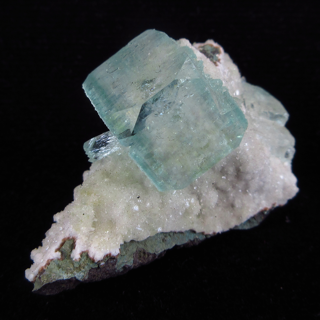 Apophyllite On Heulandite