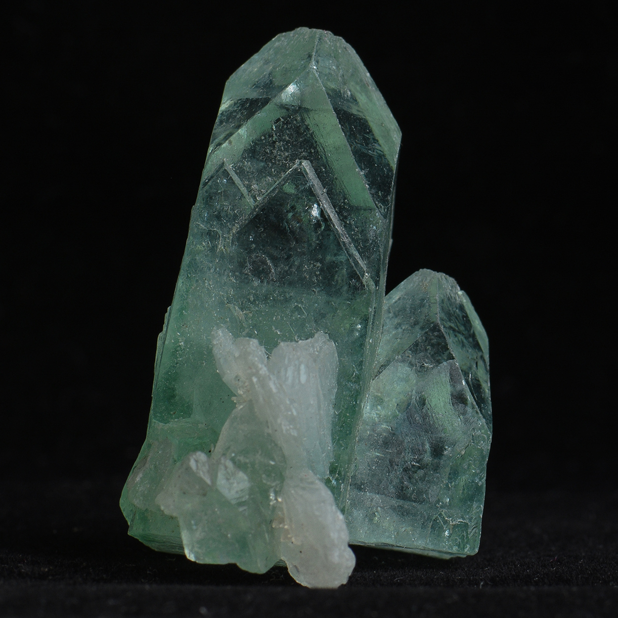 Apophyllite & Stilbite