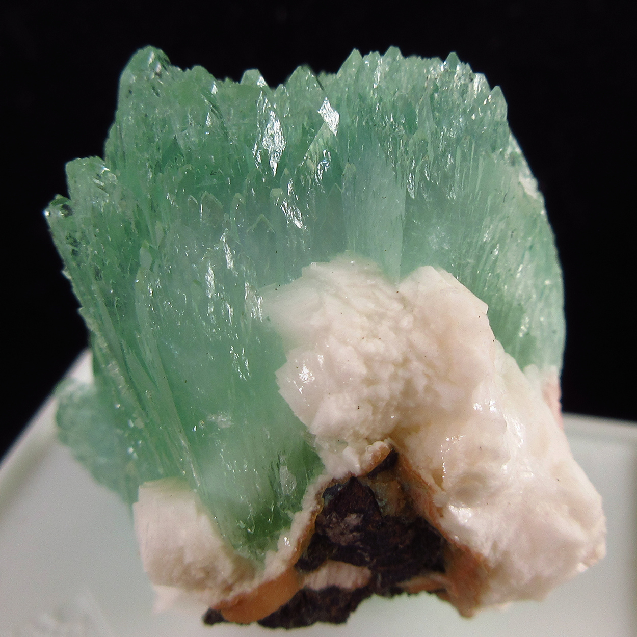 Apophyllite With Heulandite