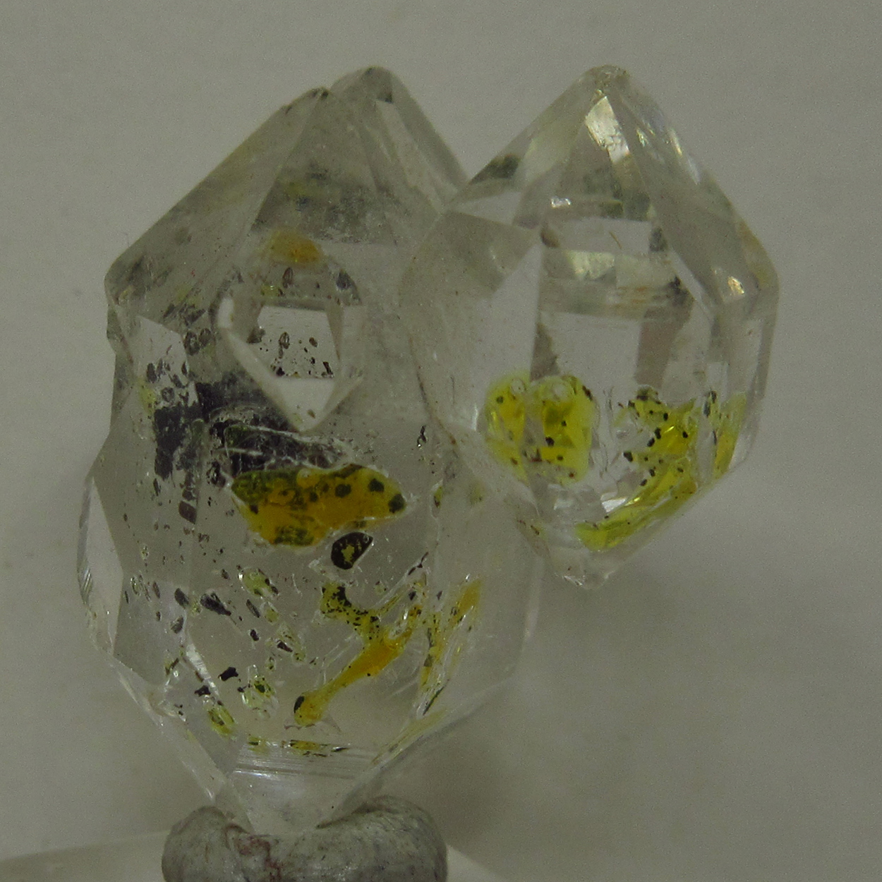 Quartz With Petroleum