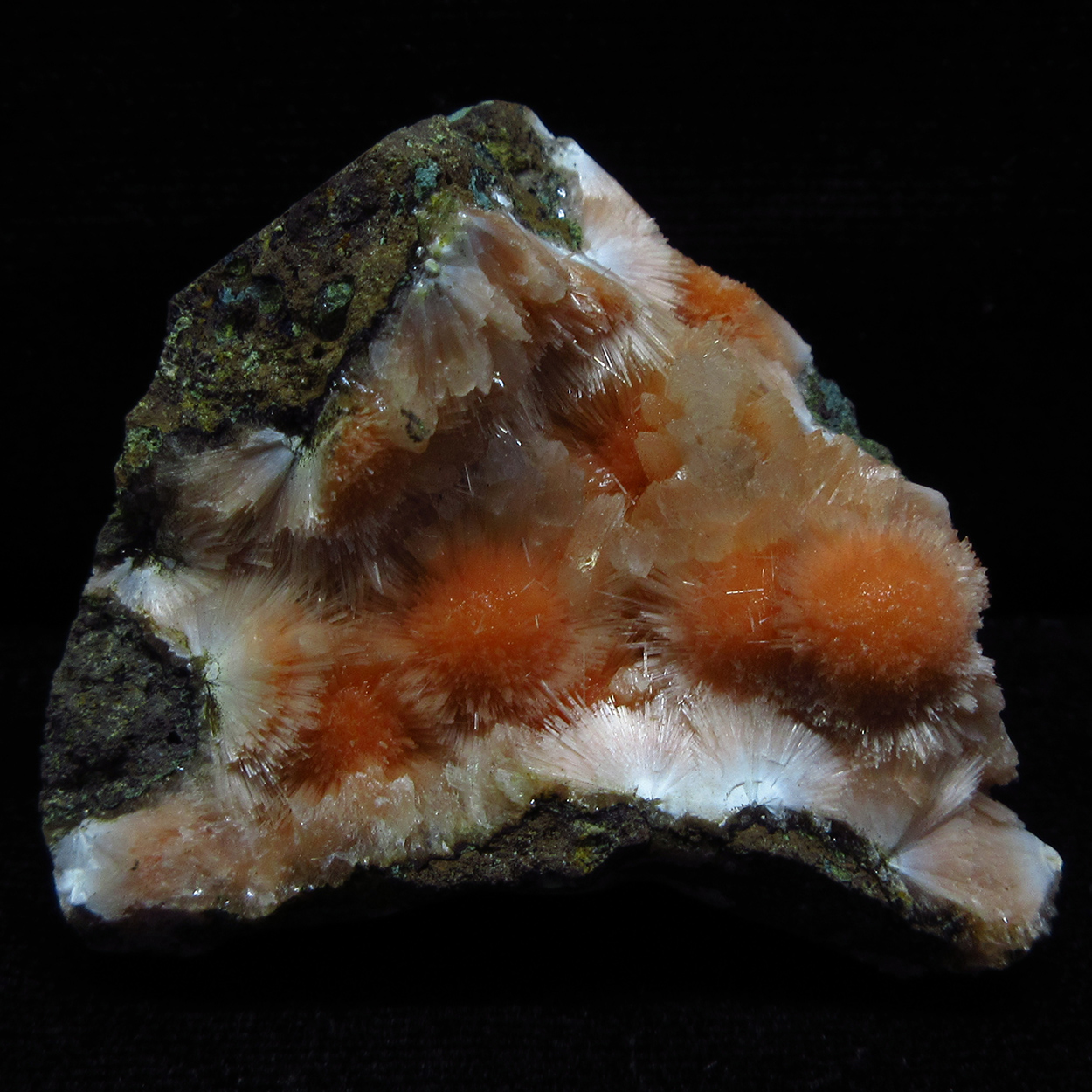 Mesolite On Heulandite 