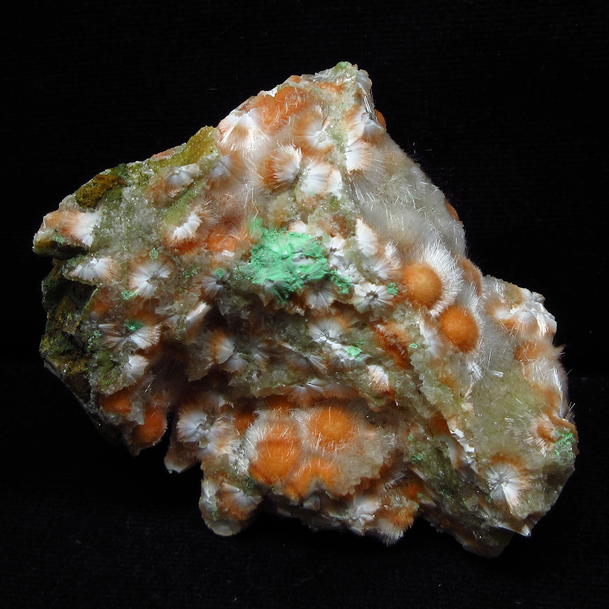 Mesolite On Heulandite 