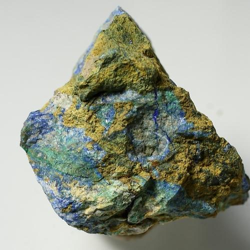 Tripuhyite