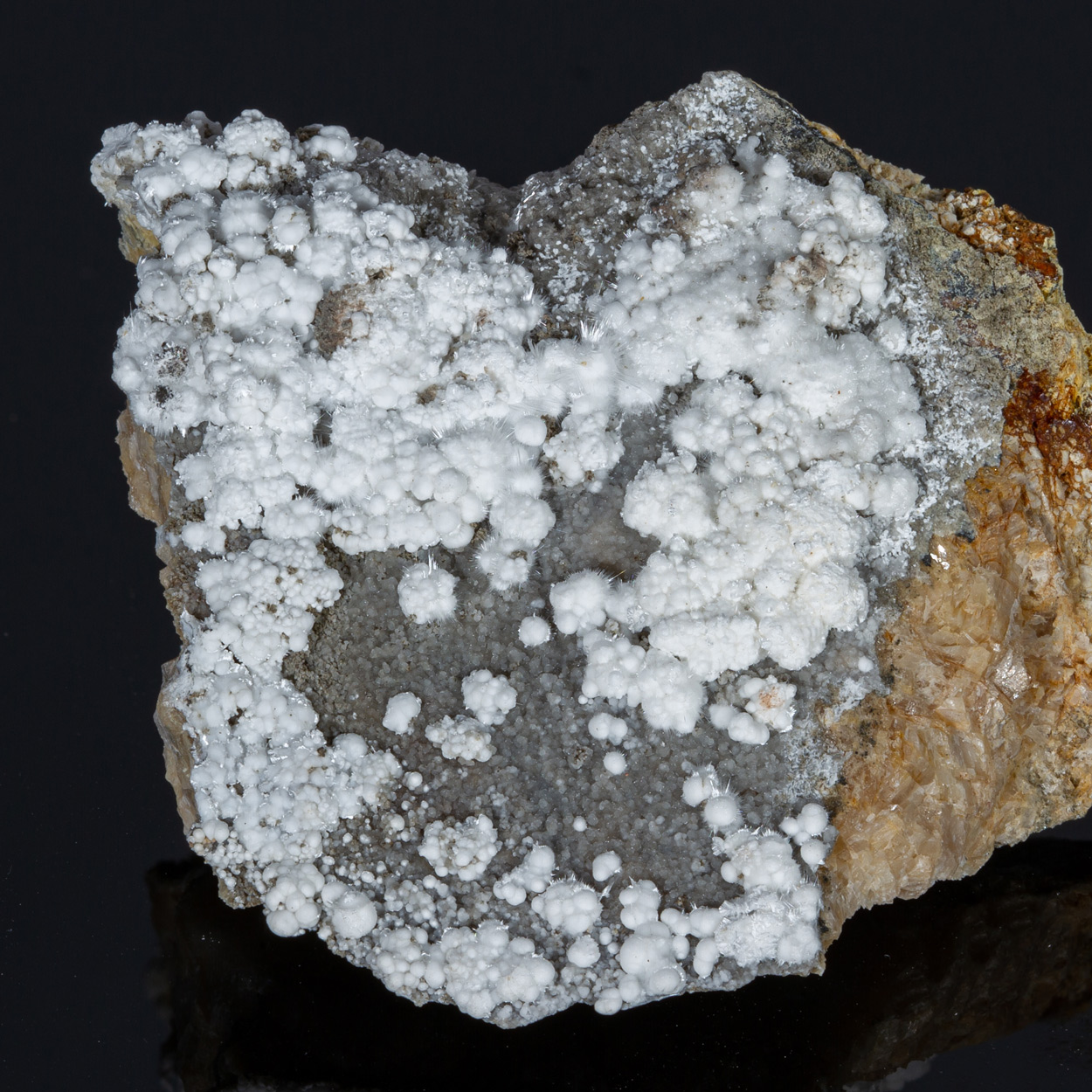 Sainfeldite & Brassite & Picropharmacolite