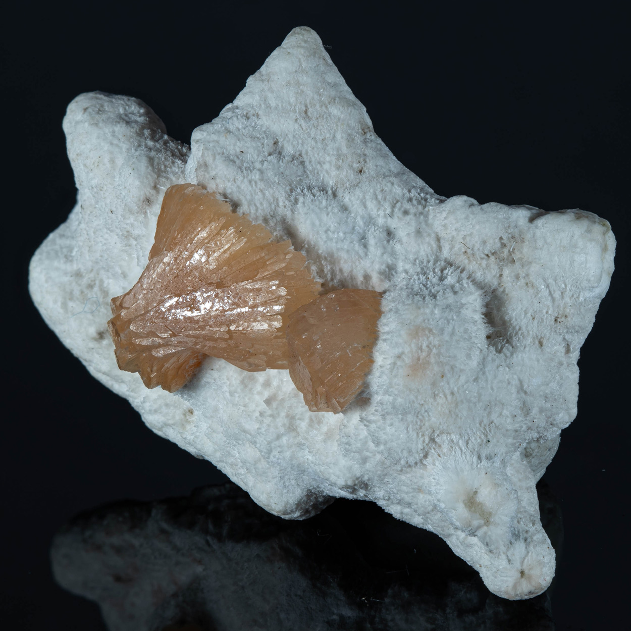 Heulandite On Mordenite