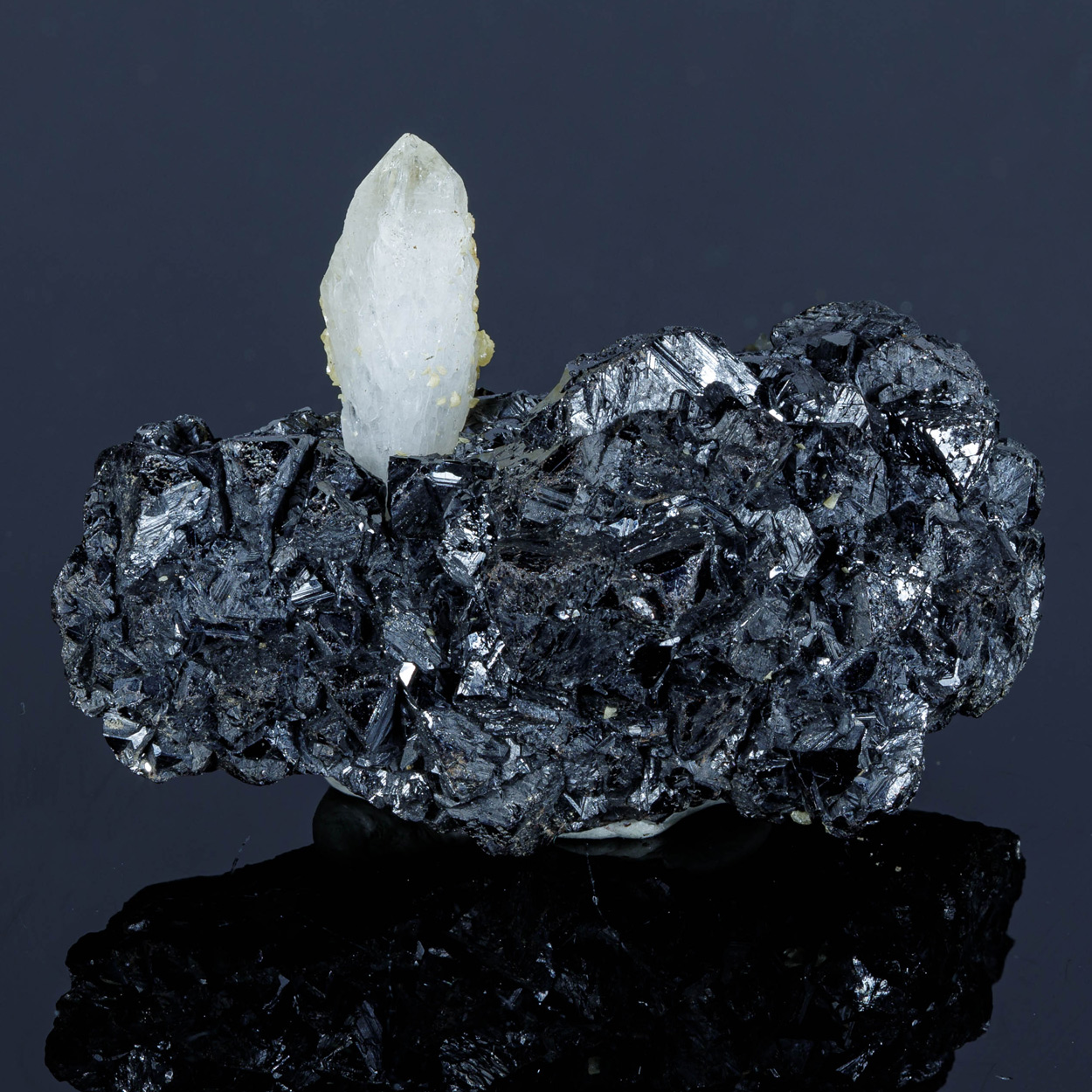 Quartz On Sphalerite