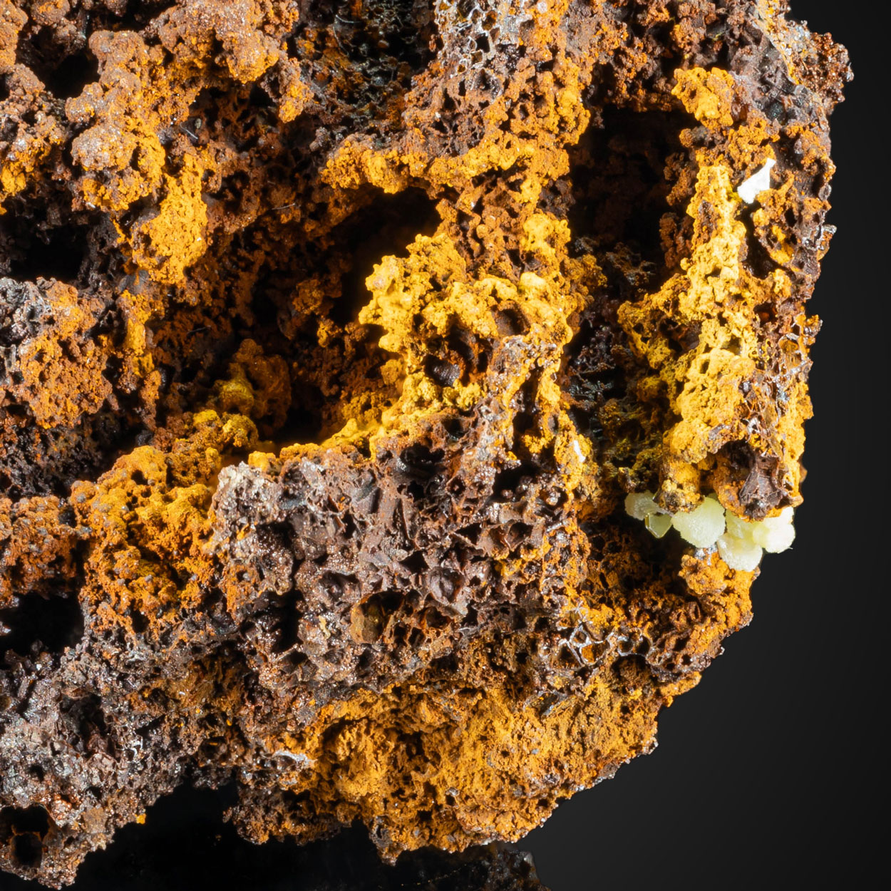 Wulfenite & Austinite