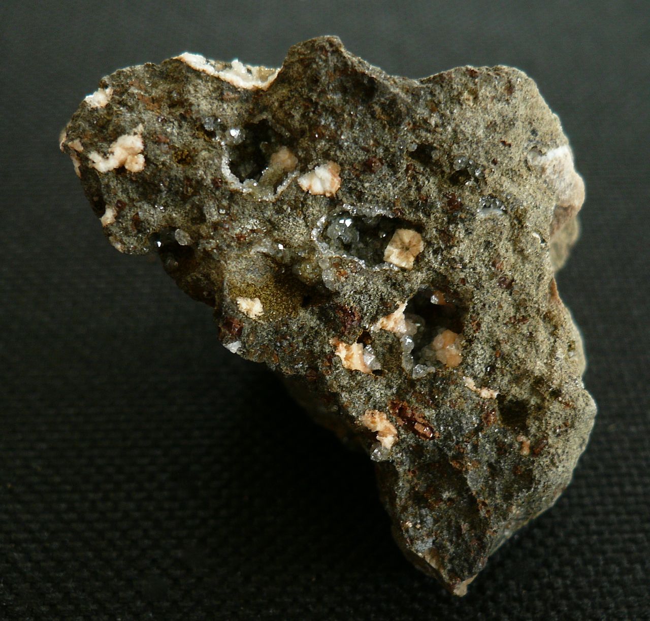 Phillipsite Analcime & Saponite