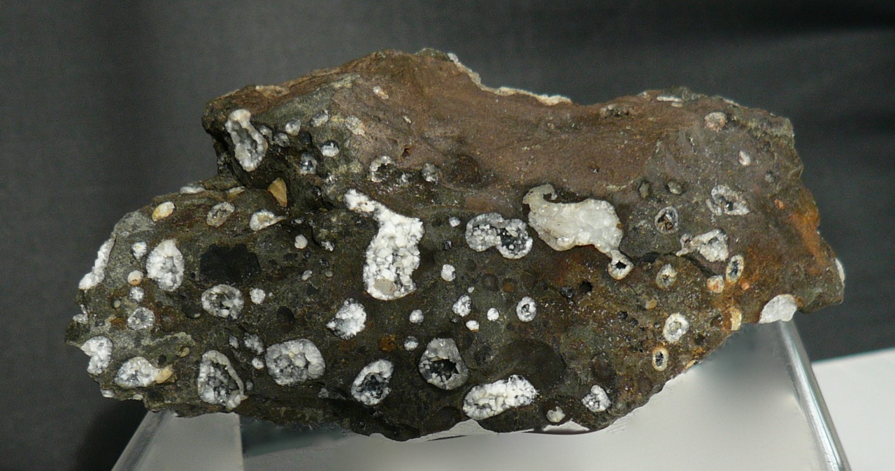Gismondine Thomsonite Chabazite & Phillipsite
