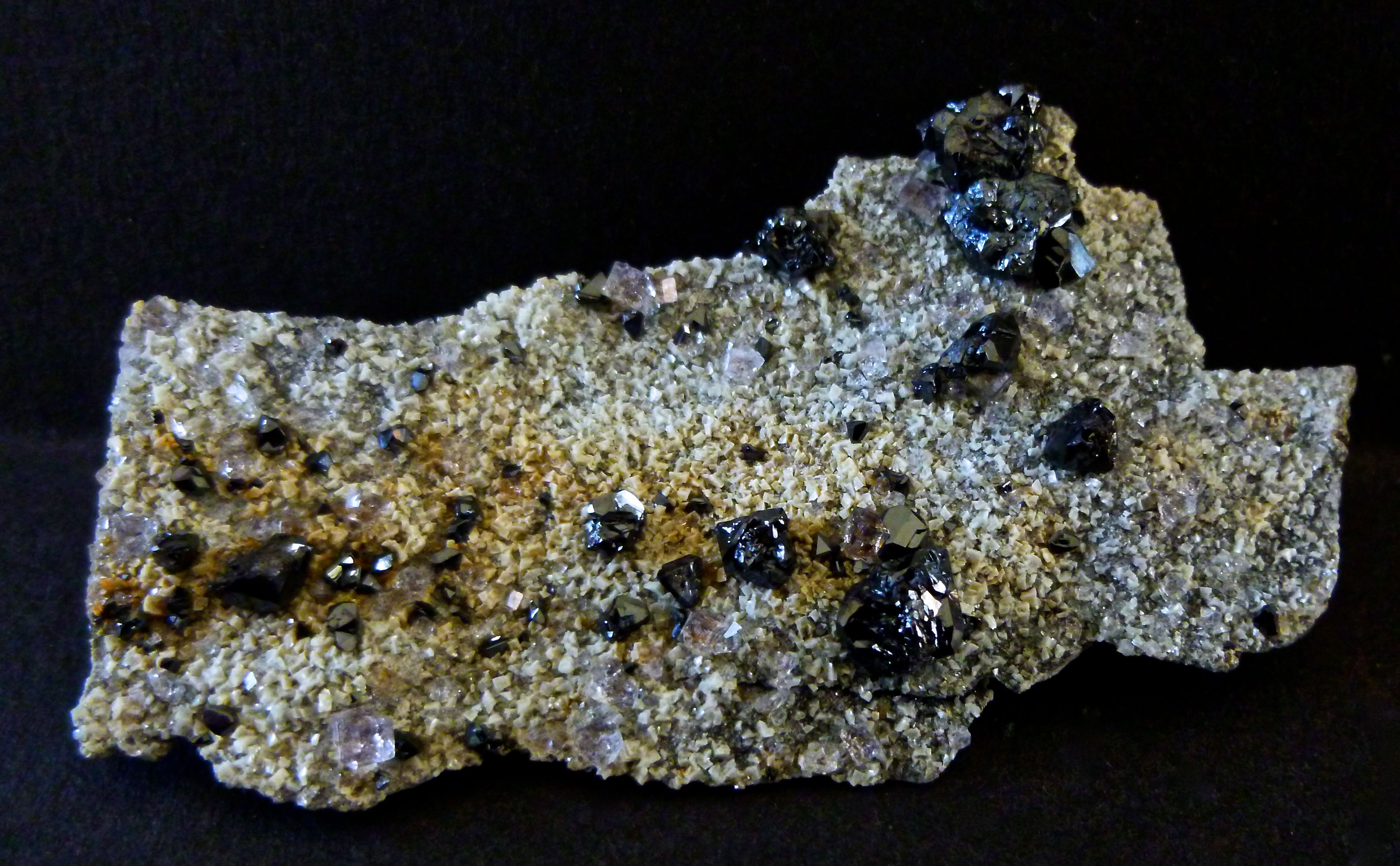 Sphalerite Fluorite & Dolomite