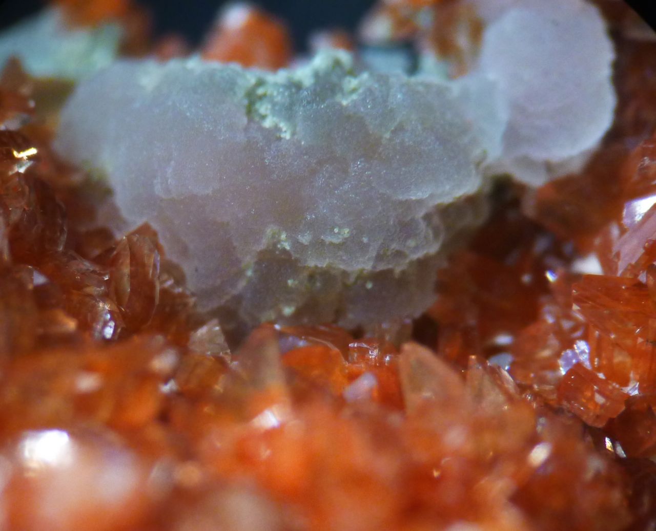 Heulandite & Calcite