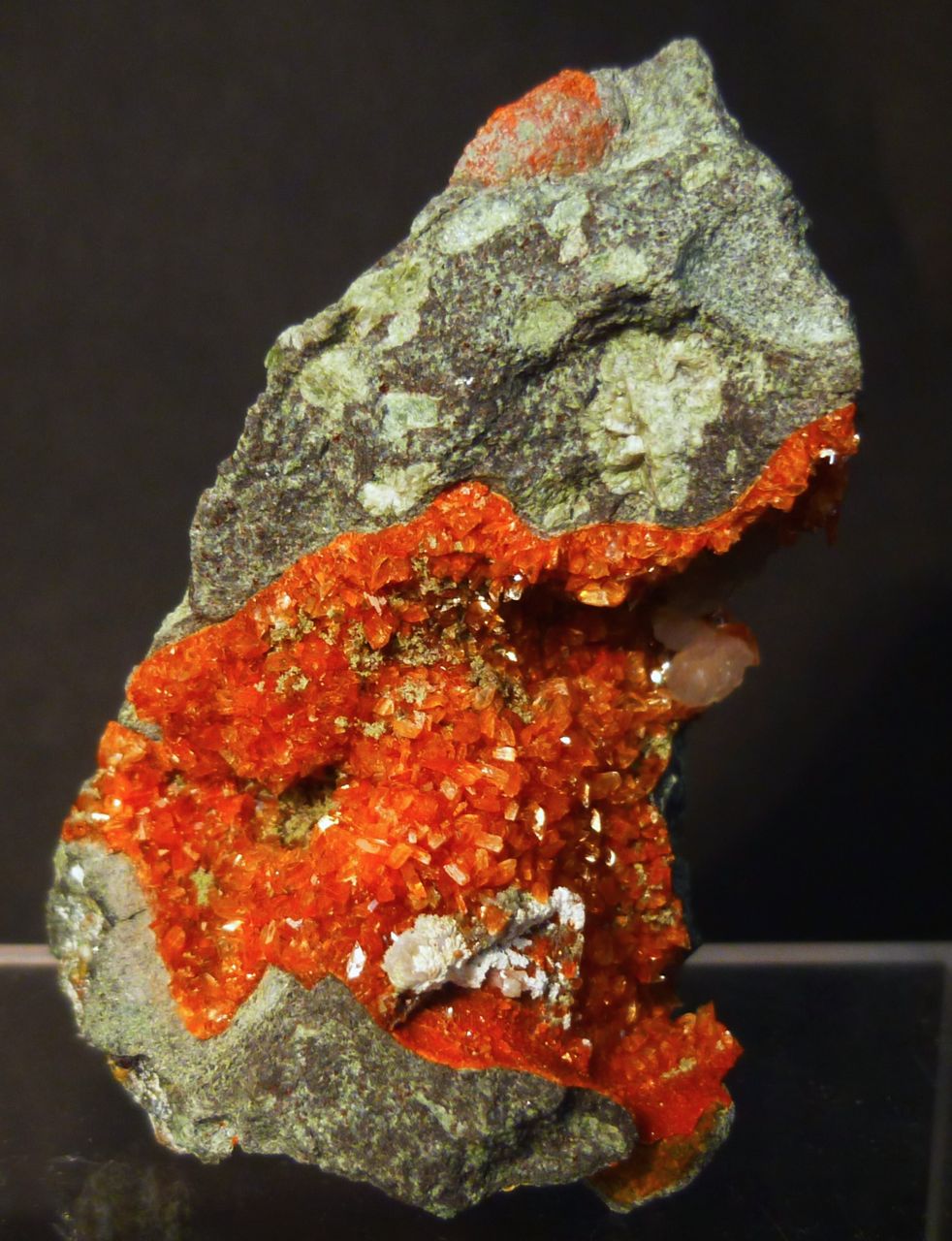 Heulandite & Calcite