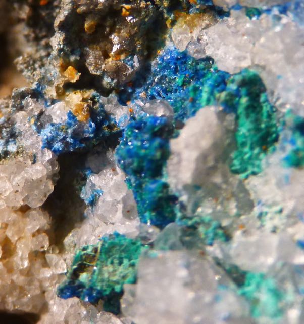 Linarite Malachite & Cerussite