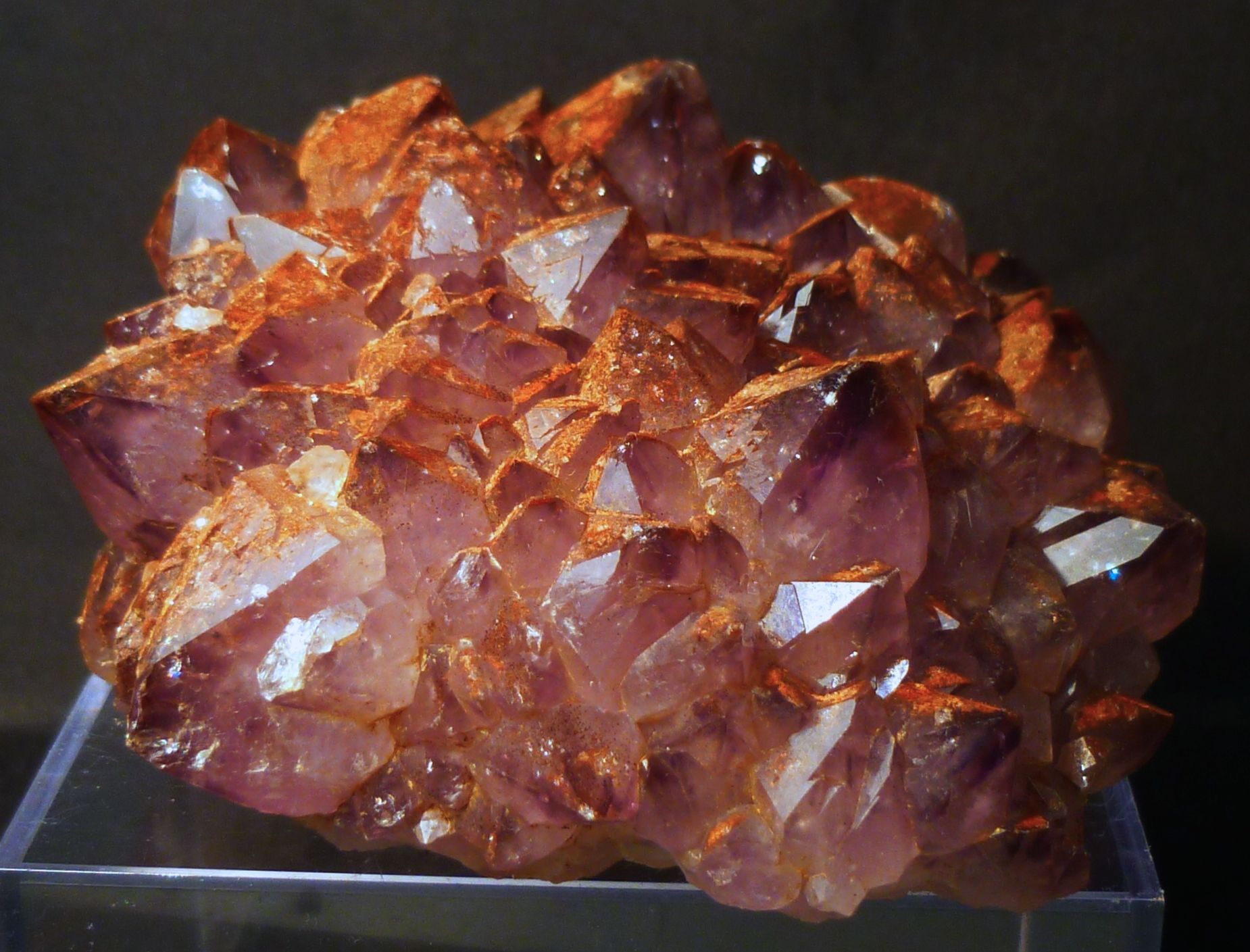 Quartz Var Amethyst