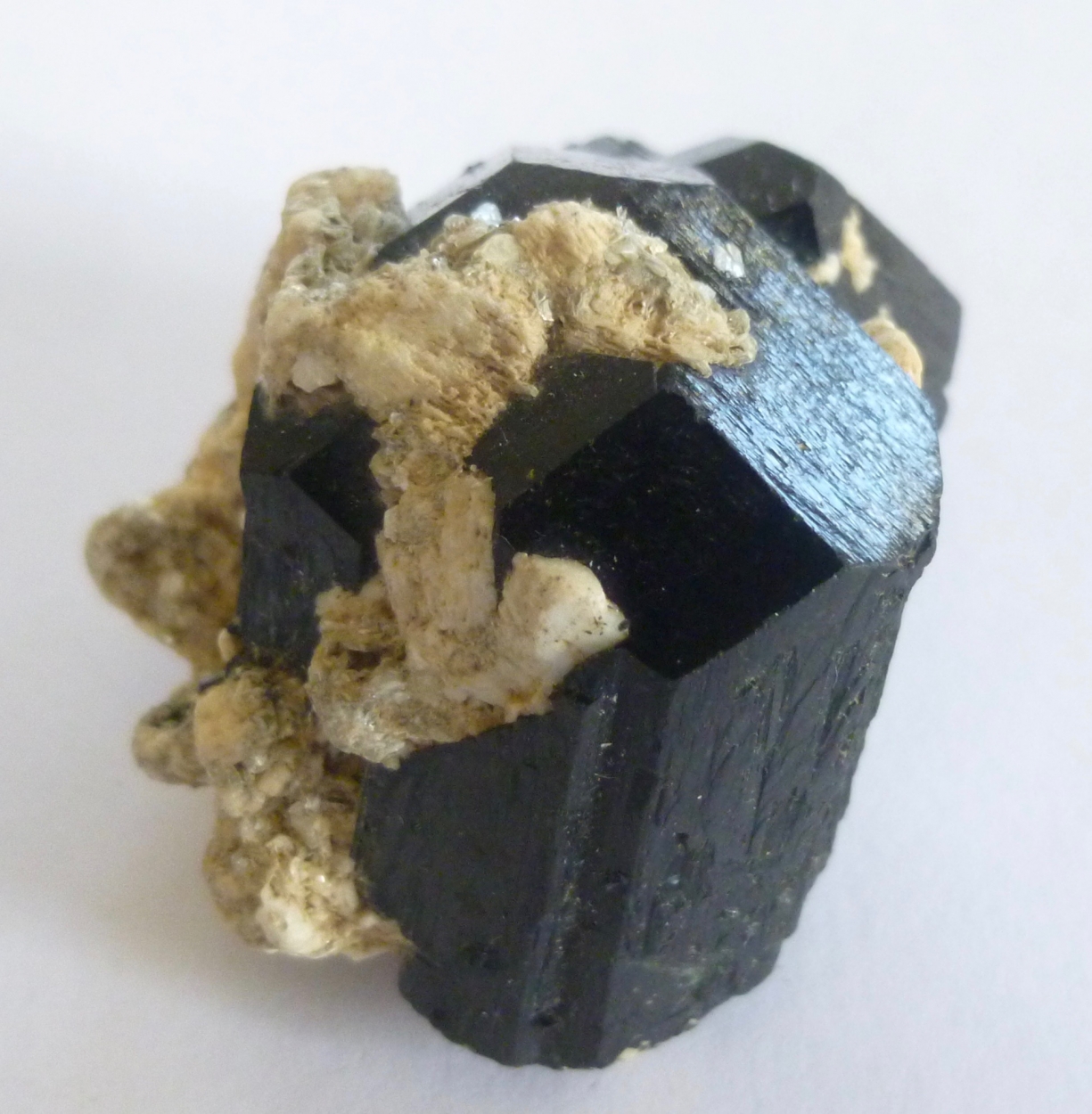 Tourmaline Var Schorl