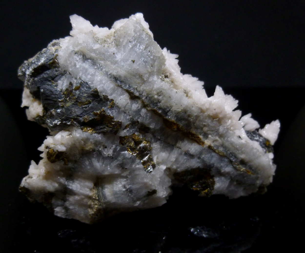 Sphalerite & Dolomite