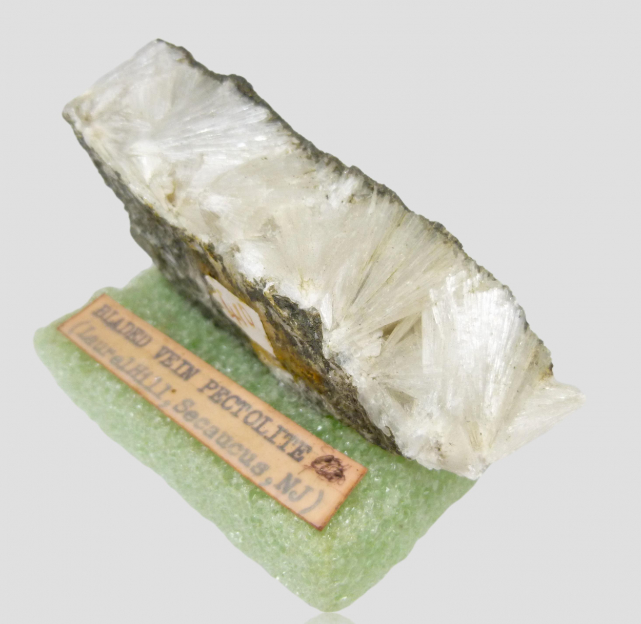 Pectolite