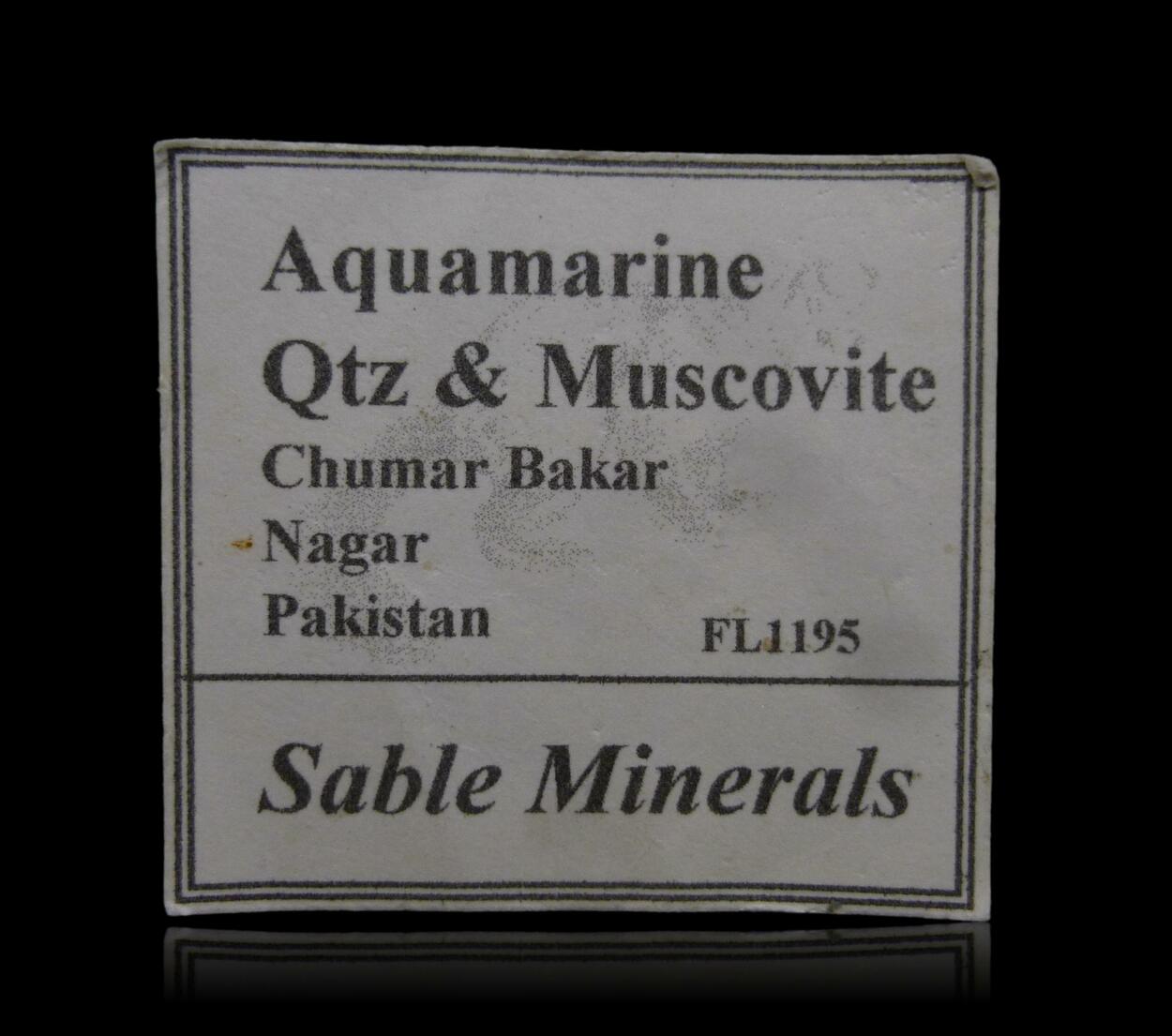 Beryl Var Aquamarine & Muscovite