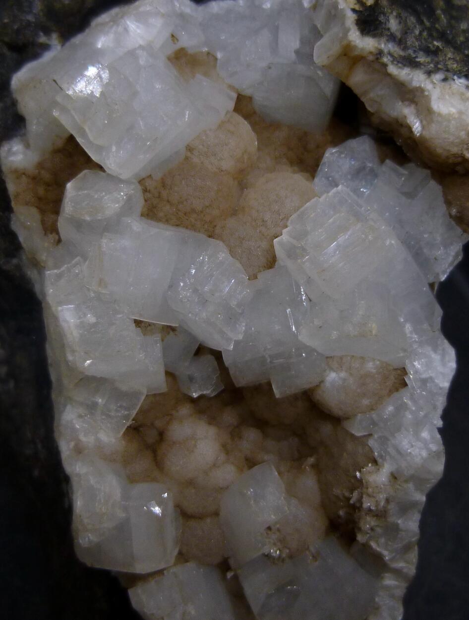 Gyrolite & Apophyllite