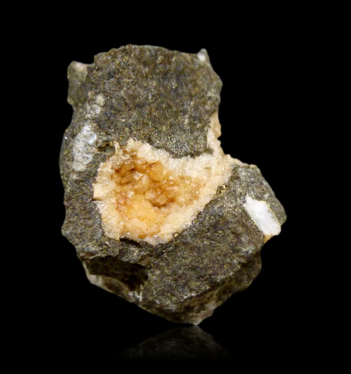 Phillipsite & Lévyne