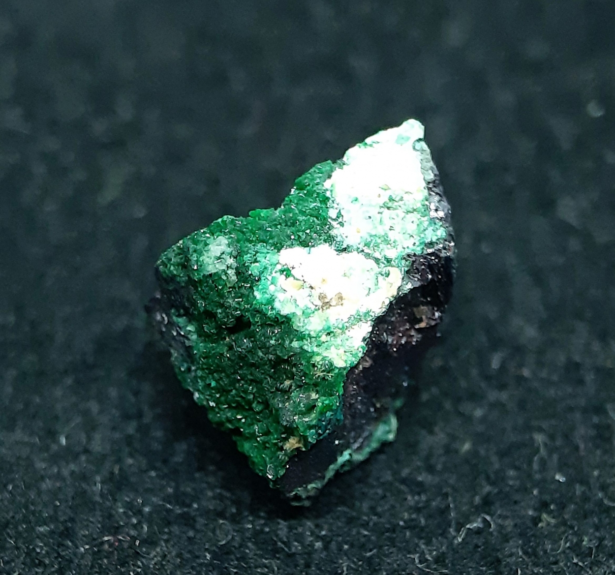 Kolymite Cuprite & Malachite