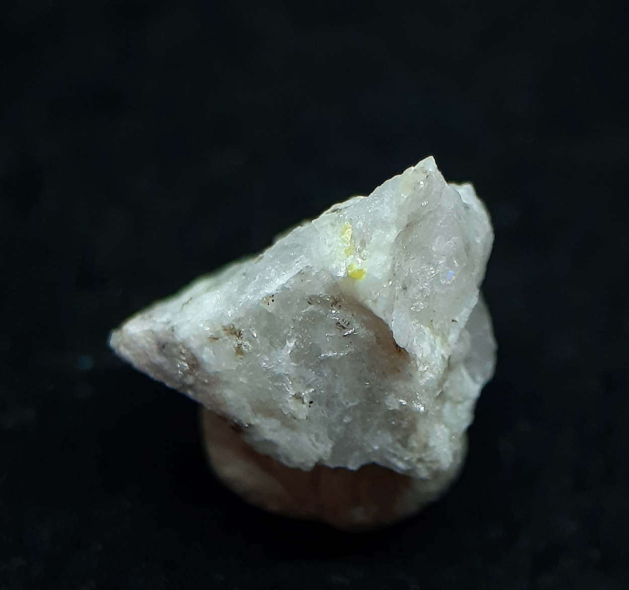 Paraniite-(Y)