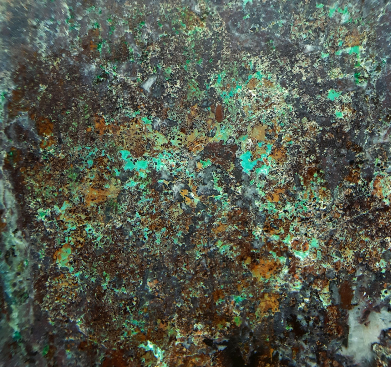 Mushistonite Cassiterite Chrysocolla & Yukonite
