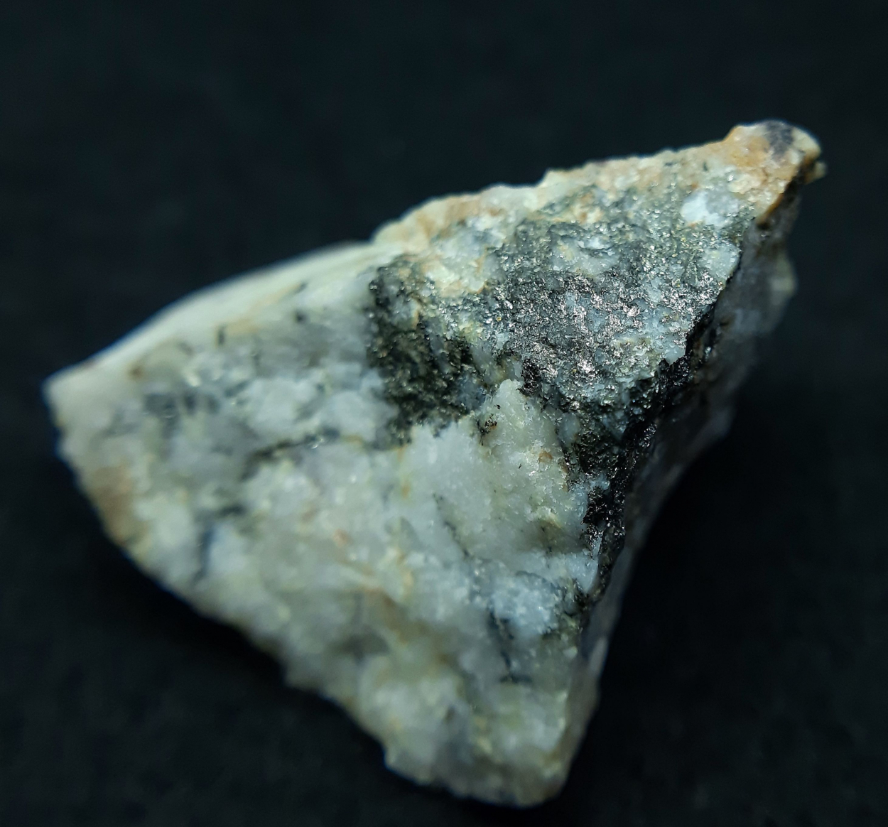 Gladite Bismuthinite & Krupkaite