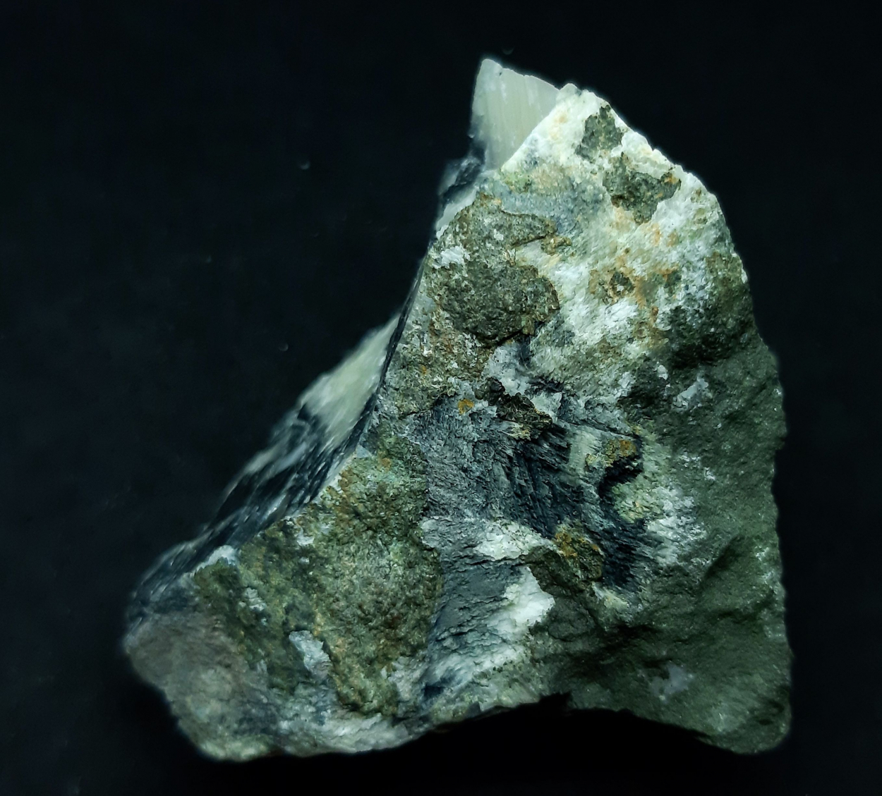 Berzelianite & Calcite