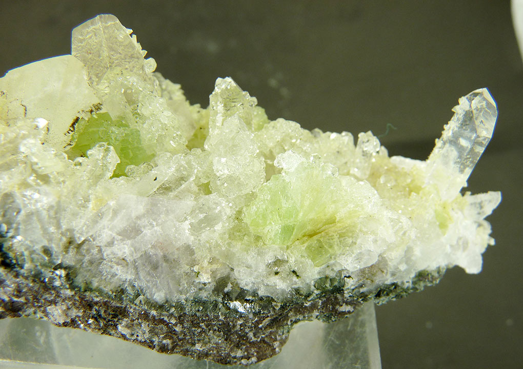 Prehnite Quartz Analcime & Calcite