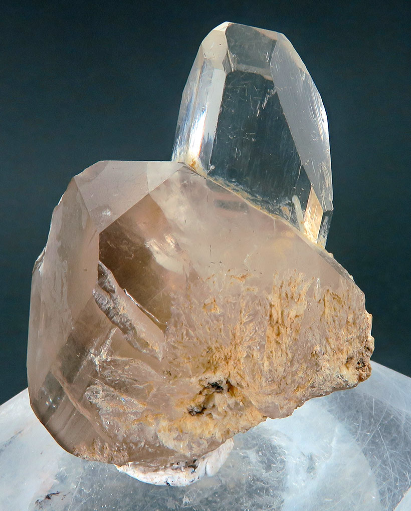 Topaz On Quartz