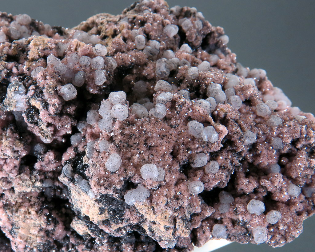 Rhodochrosite Groutite & Manganoan Calcite