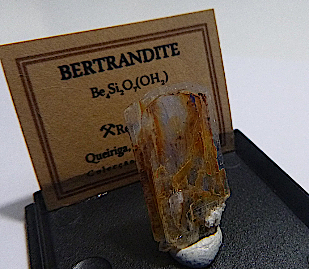 Bertrandite