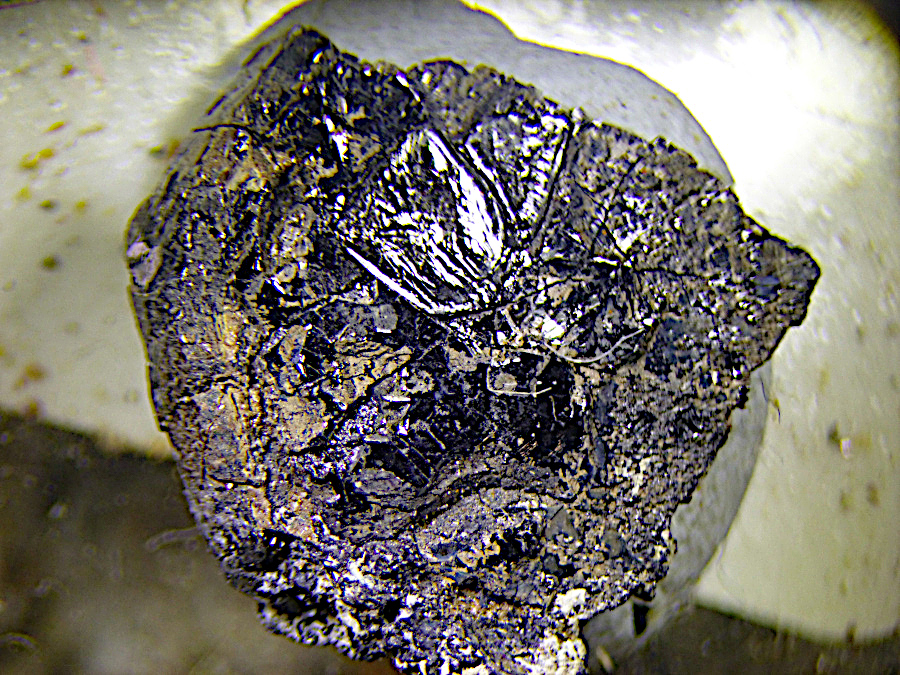Almeidaite