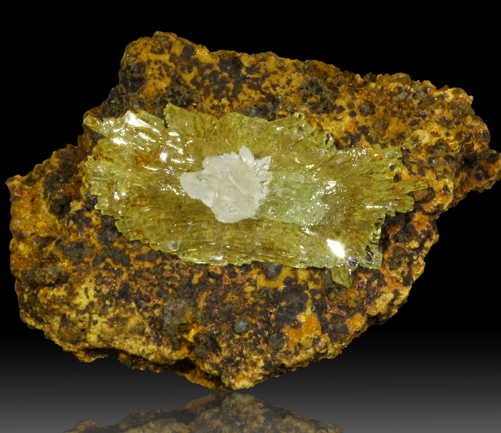 Nickeloan Adamite & Aragonite