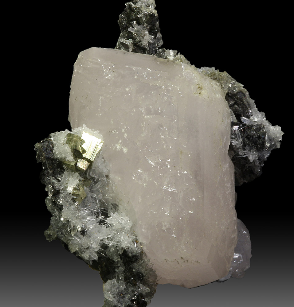 Manganoan Calcite Pyrite Sphalerite & Quartz