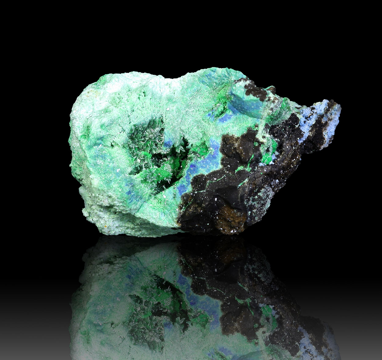 Olivenite Arsenocrandallite Conichalcite & Azurite