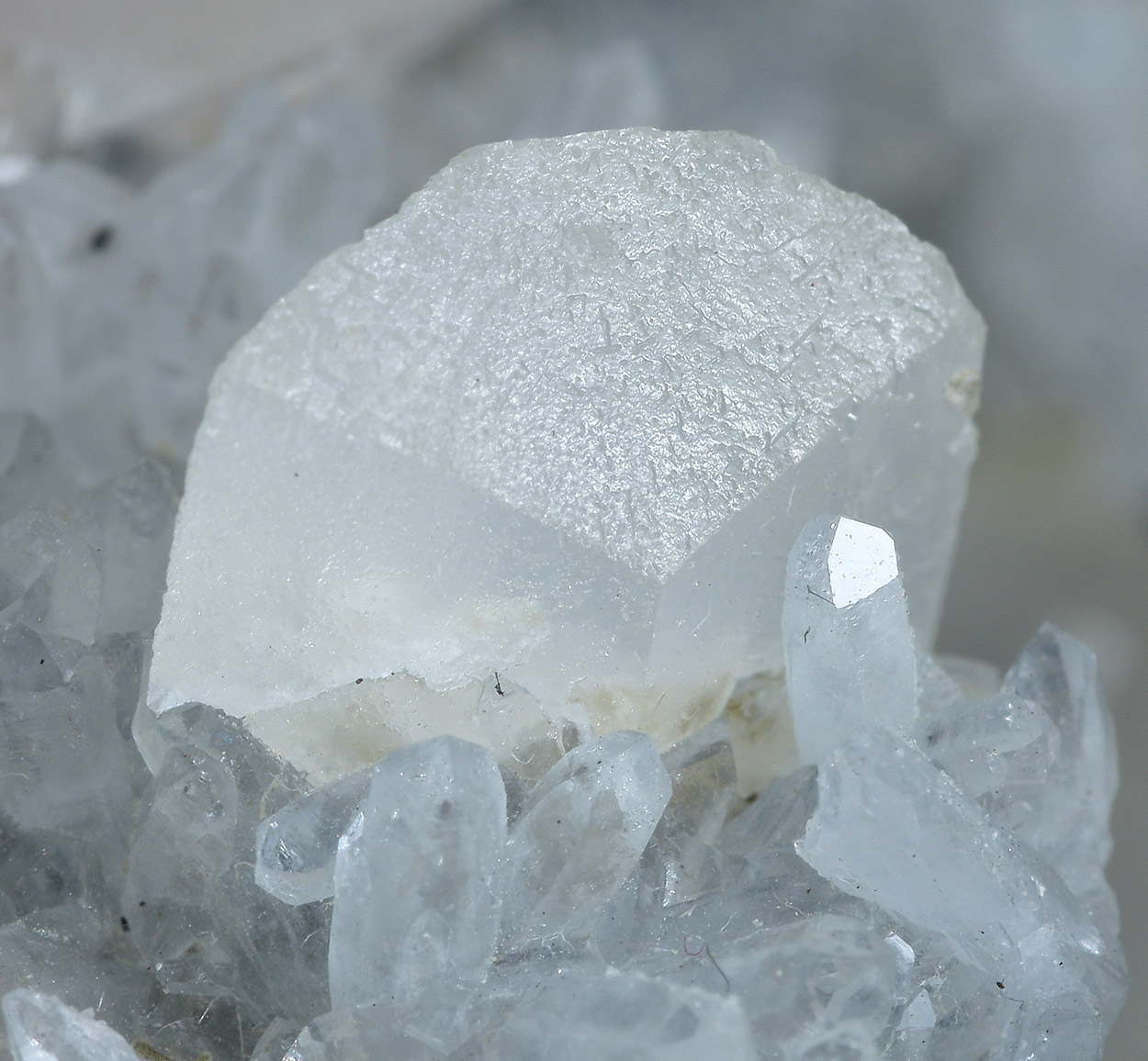 Manganoan Calcite & Quartz