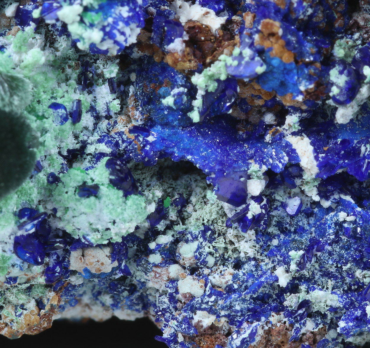 Olivenite Azurite & Conichalcite