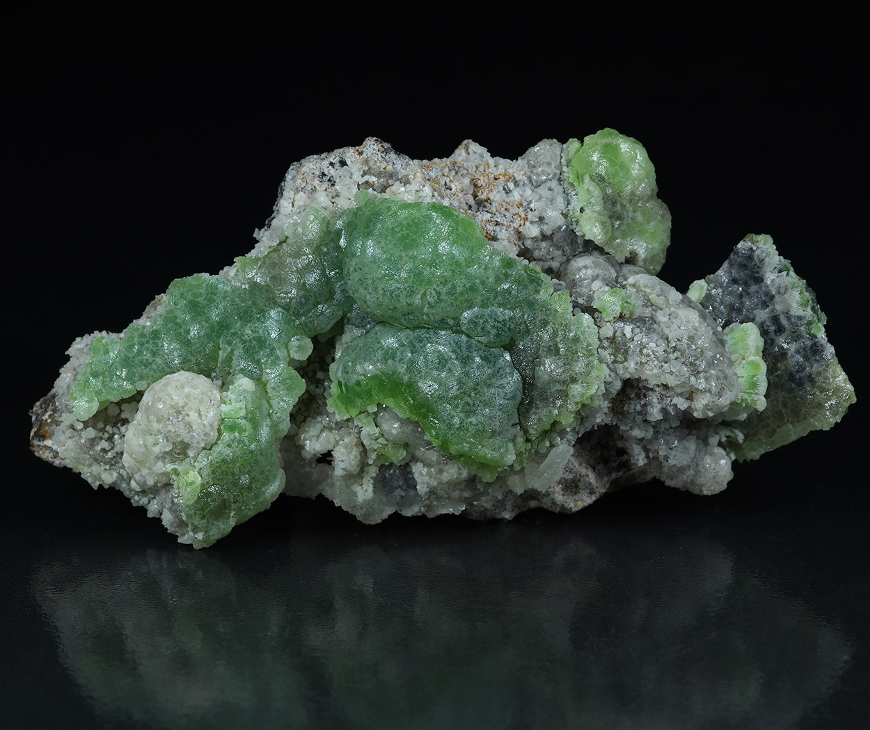 Cuprian Smithsonite