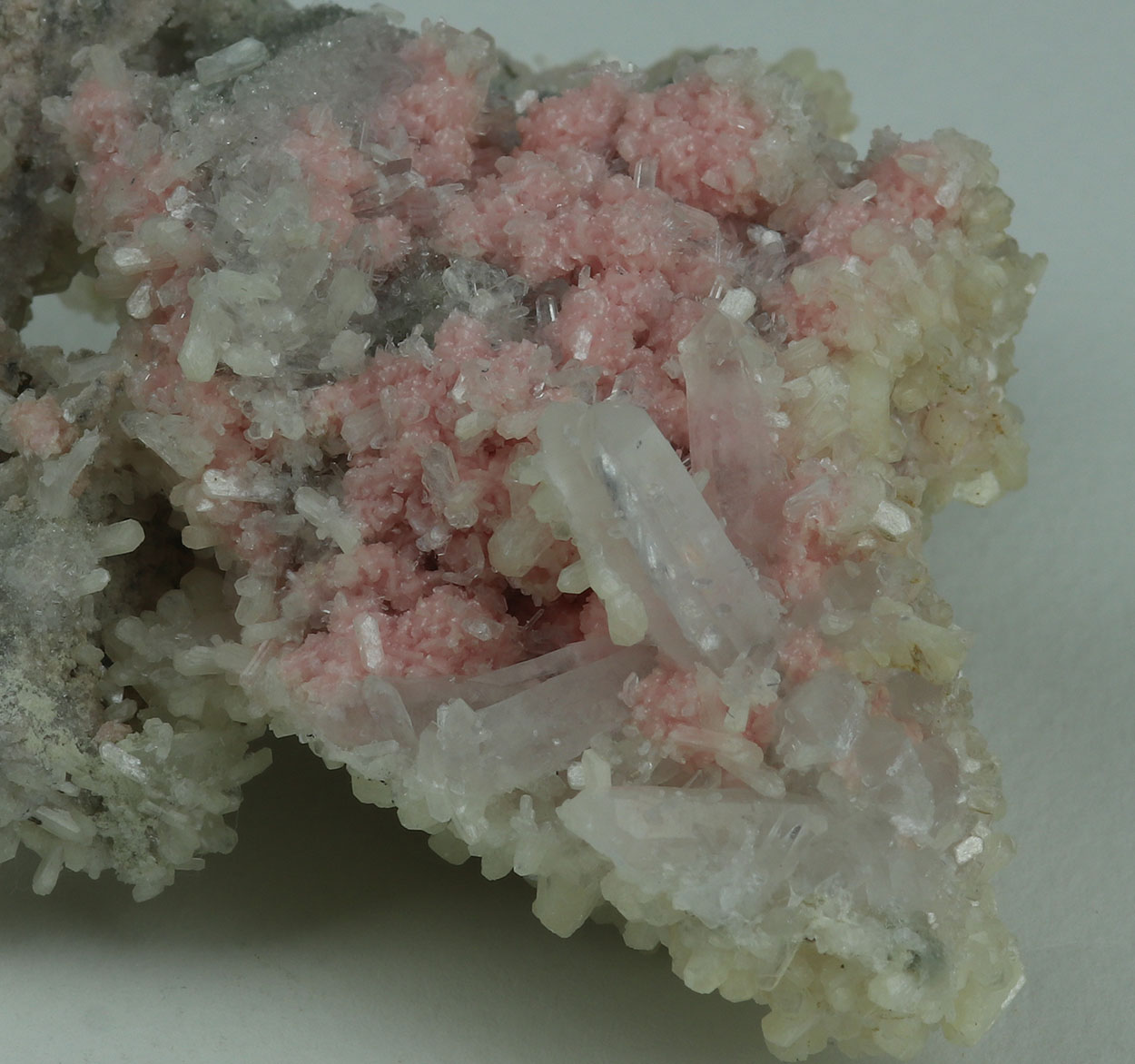Rhodochrosite Stilbite & Quartz