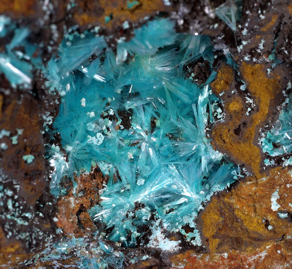 Aurichalcite Hemimorphite & Rosasite