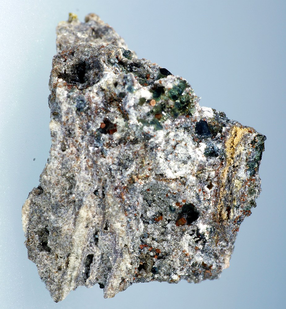 Osumilite-(Mg) & Cordierite