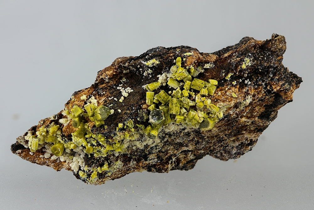 Hinsdalite Psm Psm Pyromorphite