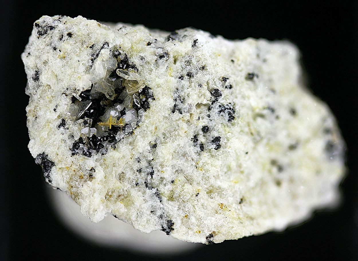 Wöhlerite & Låvenite