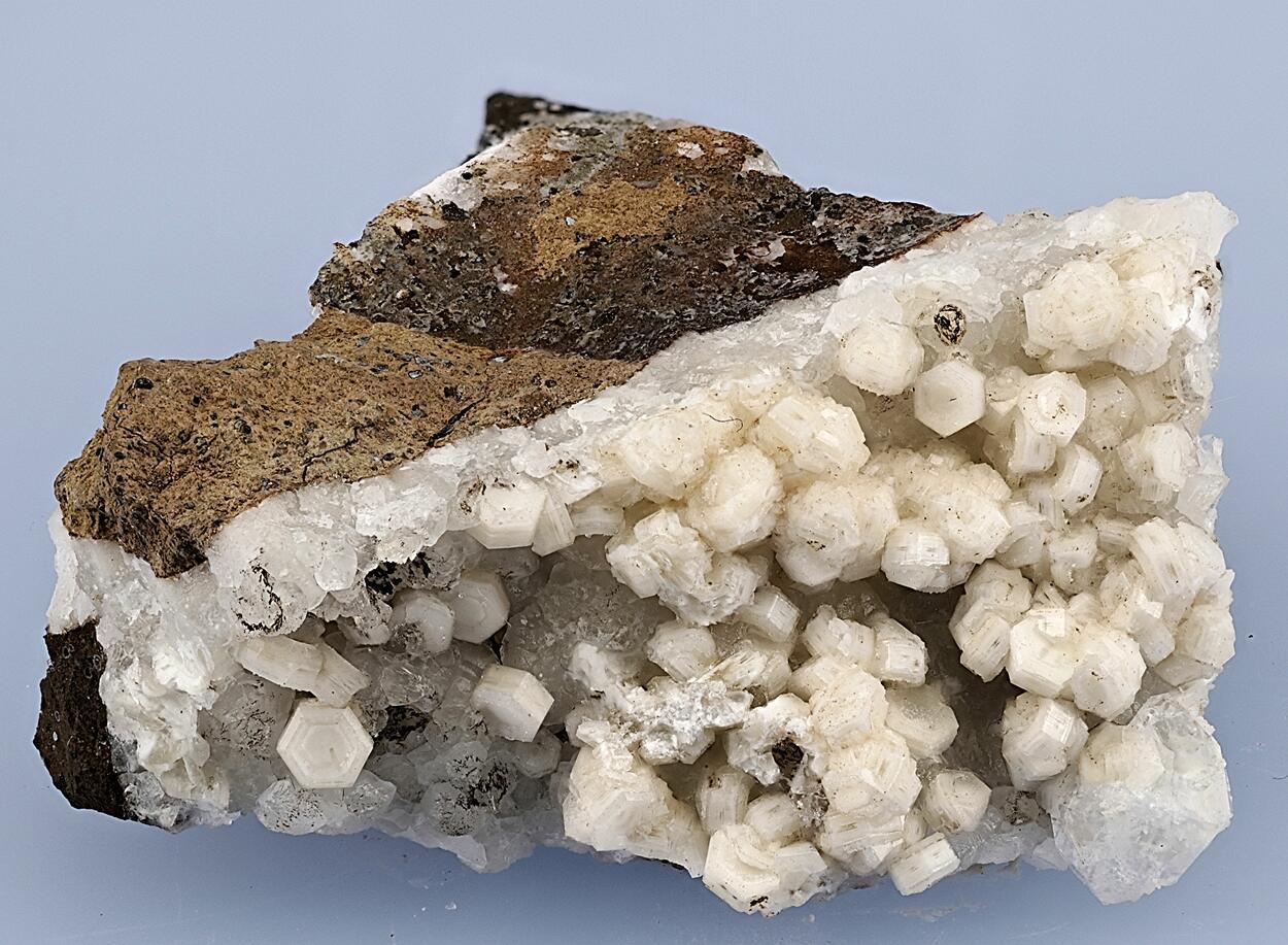 Gmelinite Calcite