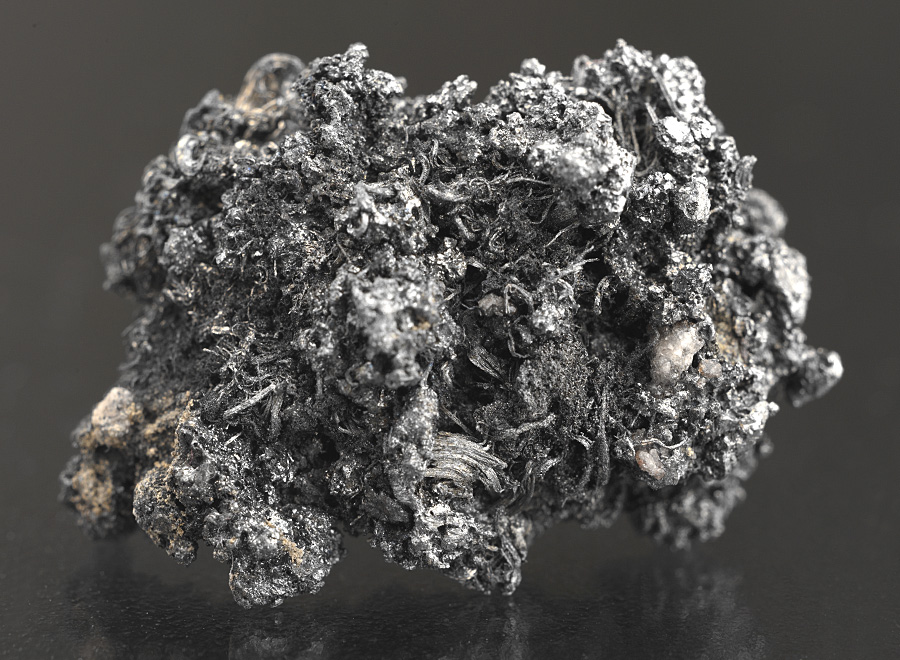 Native Silver & Acanthite